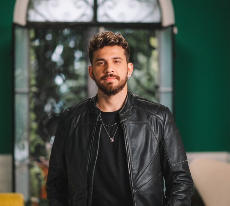 Gustavo Mioto Leva o Melhor do Sertanejo para Cuiabá com Show Inesquecível